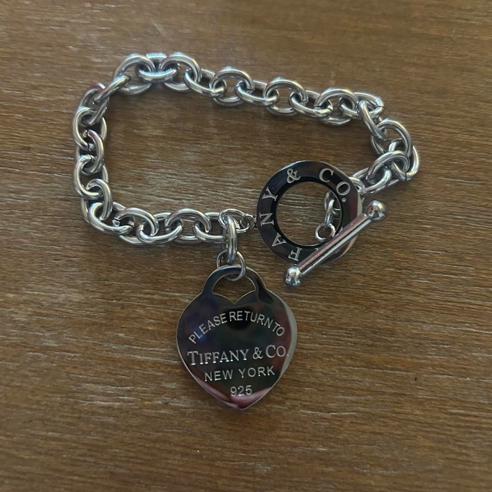 Chain Bracelet with Heart Charm